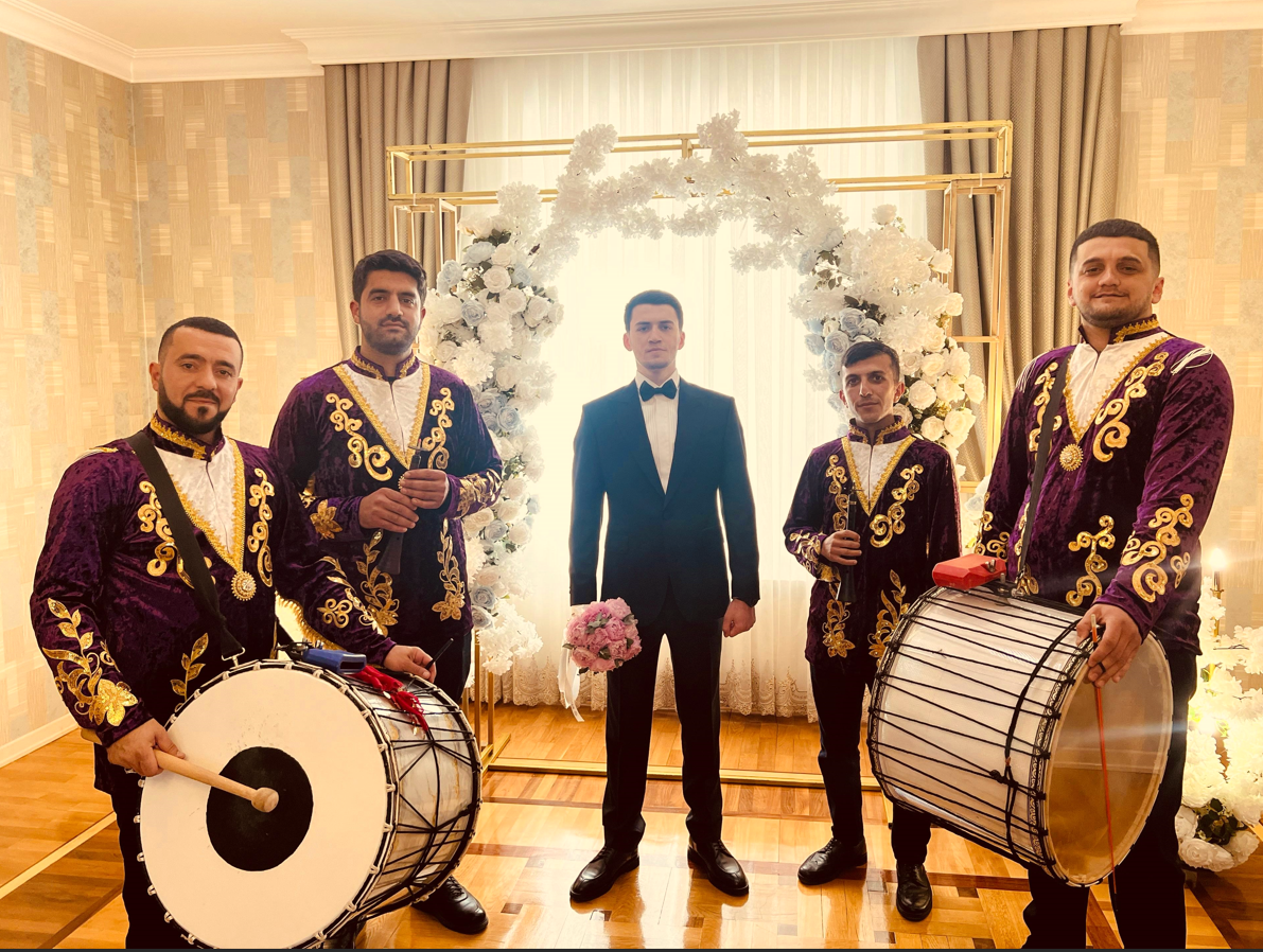 Gəlin Gətirdi & Şou Proqramı